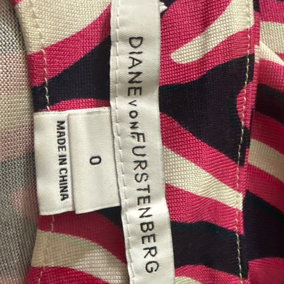 Diane Von Furstenberg Pink and Red Midi Dress - Picture 5 of 5